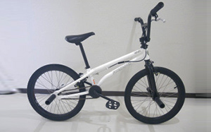 BMX ARESBYKES ASHURA ホワイト 2011